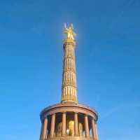 Bites, Sights, and History: The Best of Berlin in One Trip
