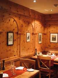 Zermatt | Have a Christmas dinner here with winter vibe
