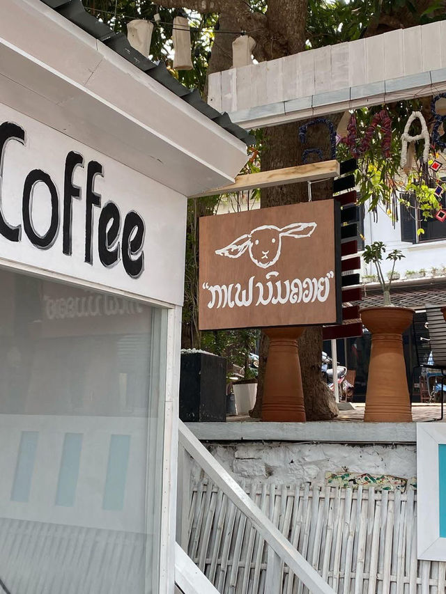✨ "Buffalo Coffee & Restaurant" หลวงพระบาง✨