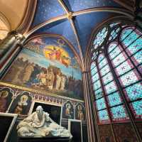 走訪巴黎聖母主教座堂（Cathédrale Notre-Dame de Paris）及莎士比亞書店