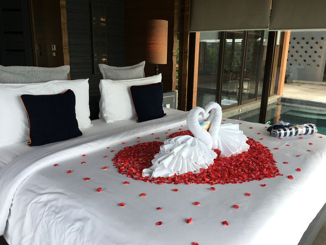 รีวิว Pool Villa ศรีพันวา (Sri Panwa Pool Villa) 