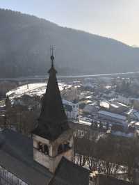 🏰 Orava Castle: Majestic Fortress Above the River