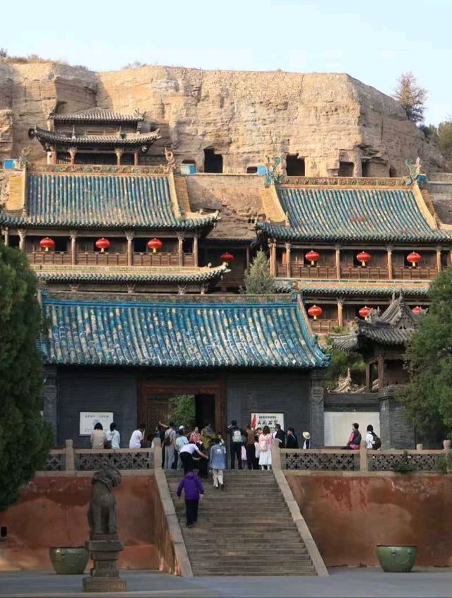 ✨ Yungang Grottoes: Where Stone Speaks of Eternity ✨ ✨ Yungang Grottoes: Where Stone Speaks of Eternity ✨