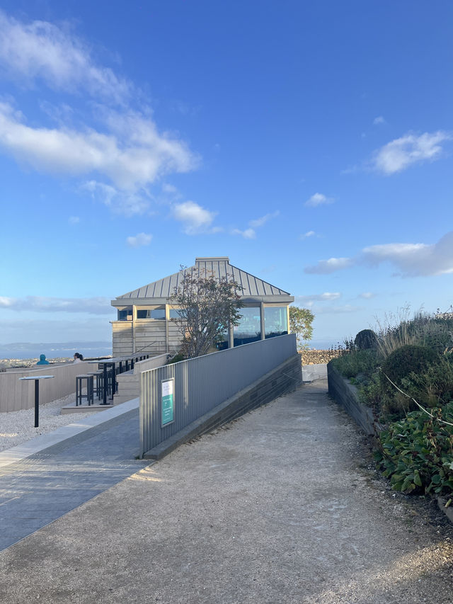 ☕️ Cafe in the Sky: A Carlton Hill Reverie