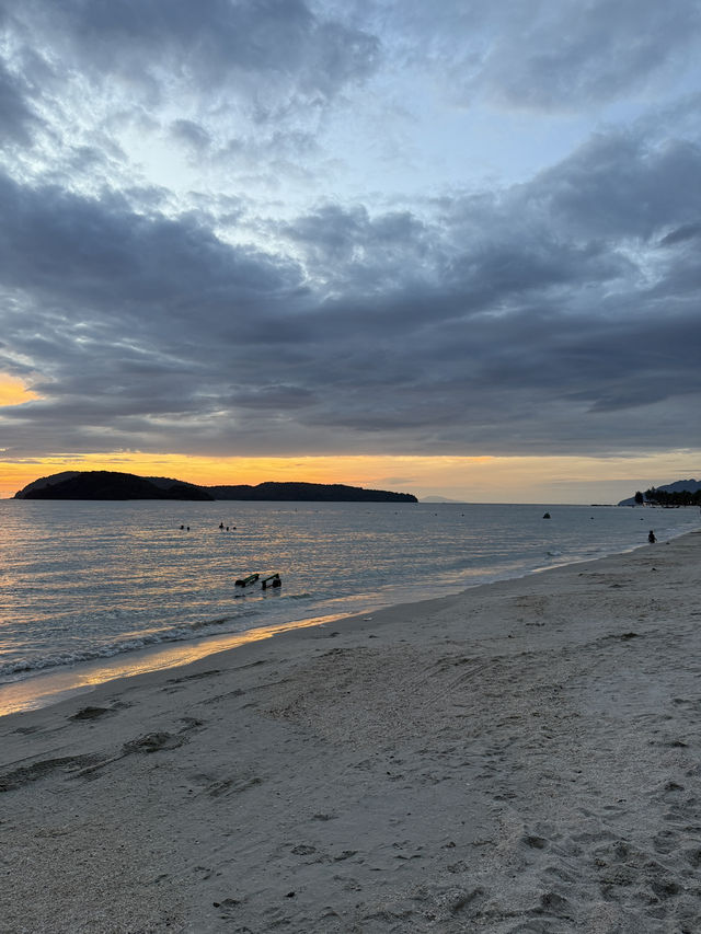 🌴 Пляжи Лангкави: райский уголок на любой вкус! 🌴