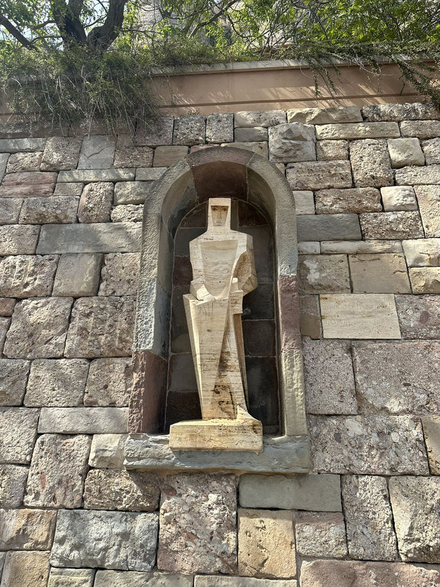 montserrat in a day from barcelona ⛰️⛪️ montserrat in a day from barcelona ⛰️⛪️