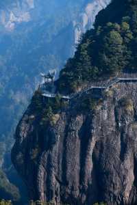 我在成年後，終於見到了學生時代課本上的天姥山-神仙居