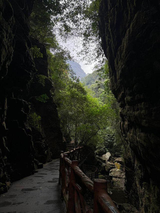 隱藏世外桃源，百崖大峽谷