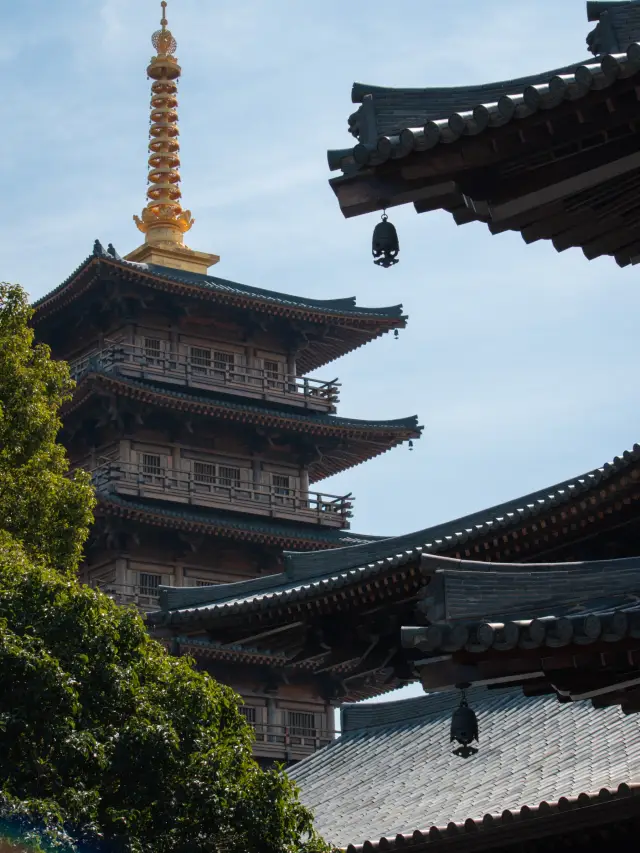 Dreaming Back to the Tang Dynasty: A Must-Visit Late Tang Style Ancient Temple in Shanghai | Baoshan Temple