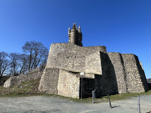 迪倫堡登堡，博物館冬季閉館