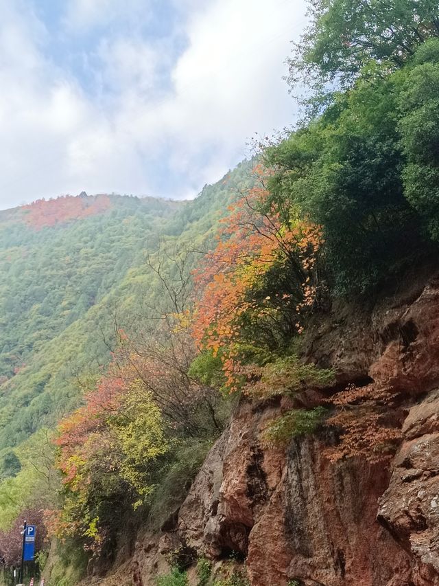 秦嶺好個秋——靈官峽