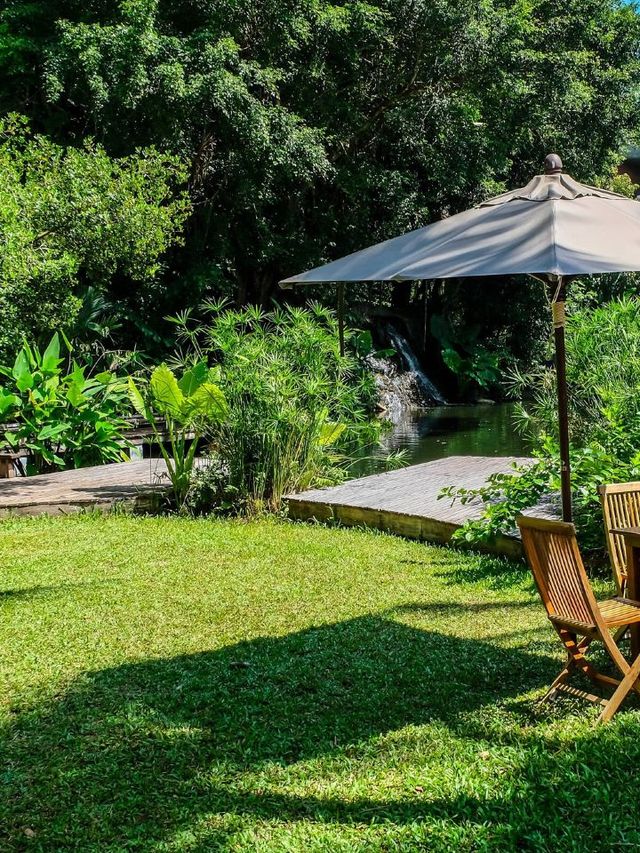 🌴 Phuket's Hidden Gem: Luxurious Beachfront Bliss 🌅