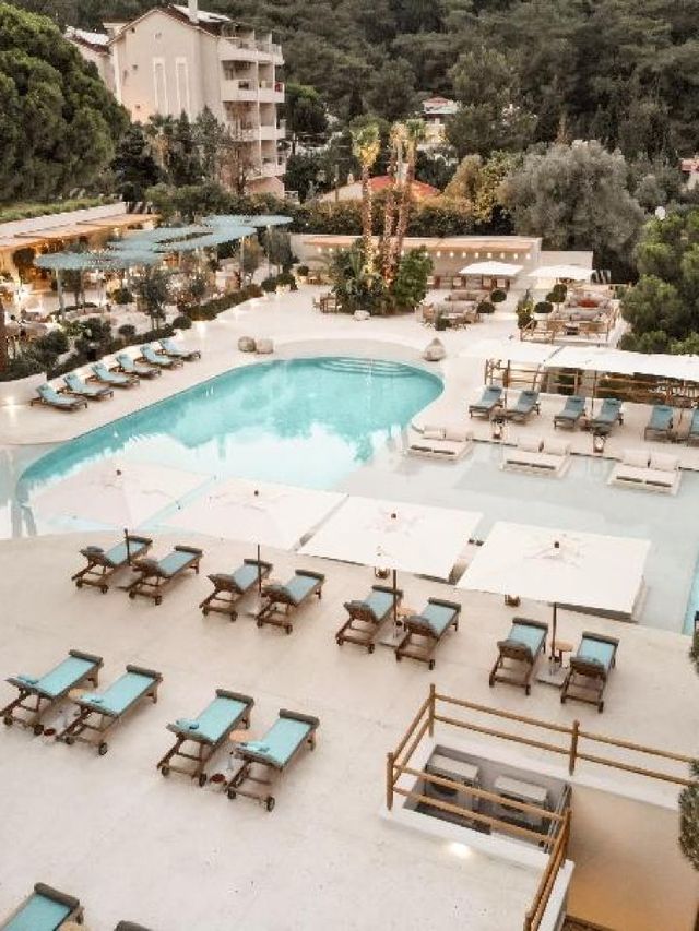 🌅 Marmaris Magic: Perios Beach House Stay! 🏖️