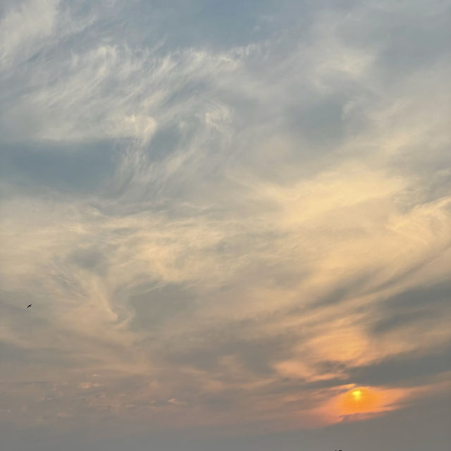 太陽島的落日紅霞千萬不能錯過