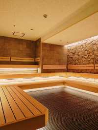 🌸 Tokyo's Cherry Blossom Retreat: Hotel New Otani 🏨✨