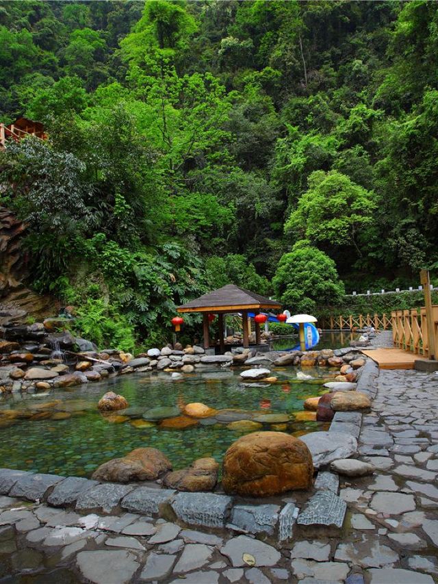 🌟 Guilin's Glorious Hot Springs Getaway 🌟