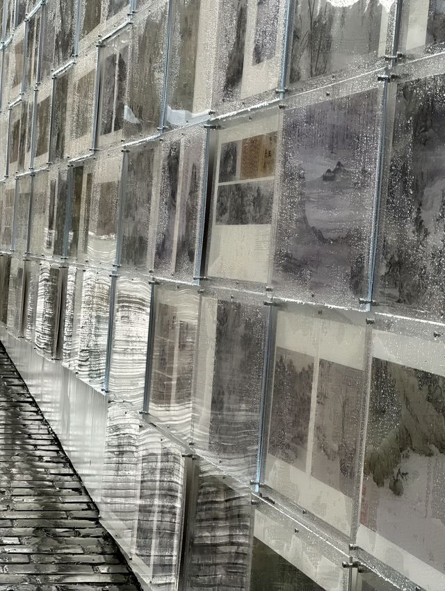 寧波美術館：藝術之旅，心靈之約。