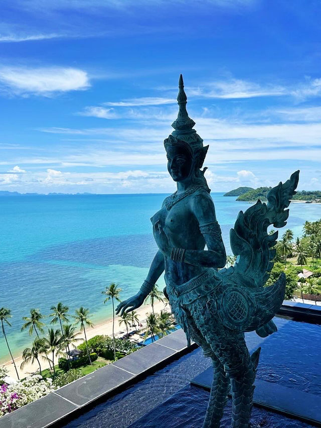 蘇梅島最美度假酒店之一，當然少不了位於西海岸看落日絕美的洲際。