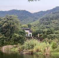 The sunset of Lingfeng Mountain in Anji
