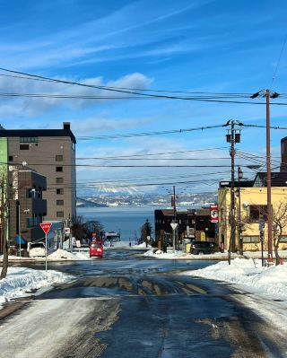 Lake Toya in Hokkaido is picturesque in winter