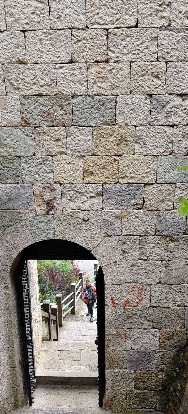 大慈岩懸空寺