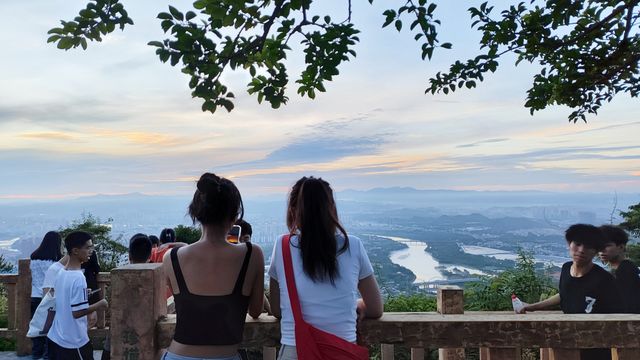 河源筆架山公園登高看日出，風景非常優美