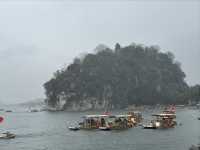暴雨中的桂林象鼻山 兩江四湖