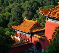 雲南昆明晉寧盤龍寺