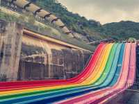 香港海洋公園水上樂園：激流勇進的奇幻之旅