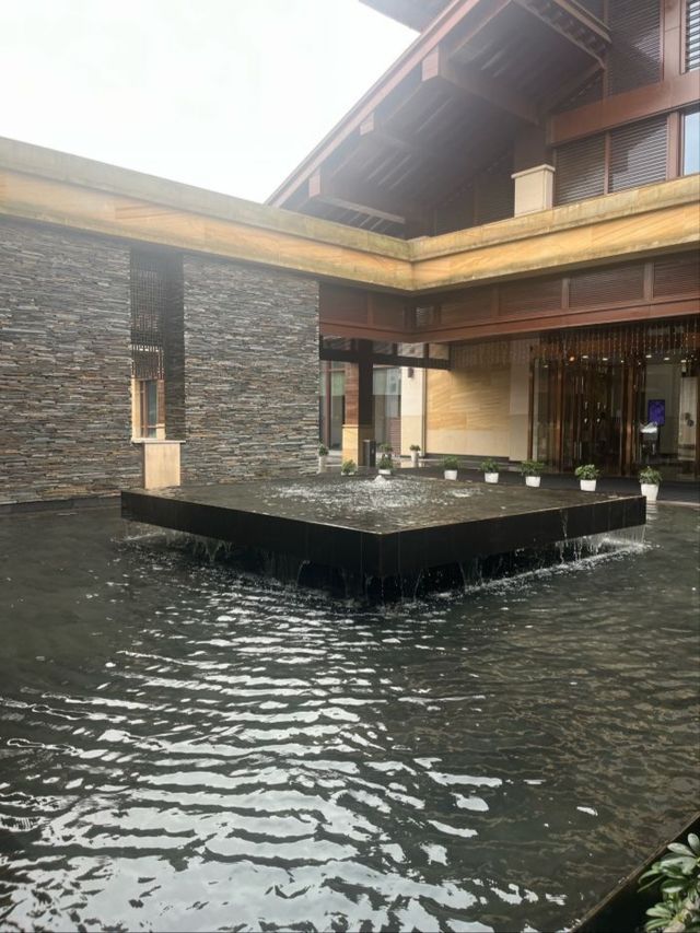武漢光谷希爾頓酒店豪華型：湖畔秘境與都市風情的完美融合
