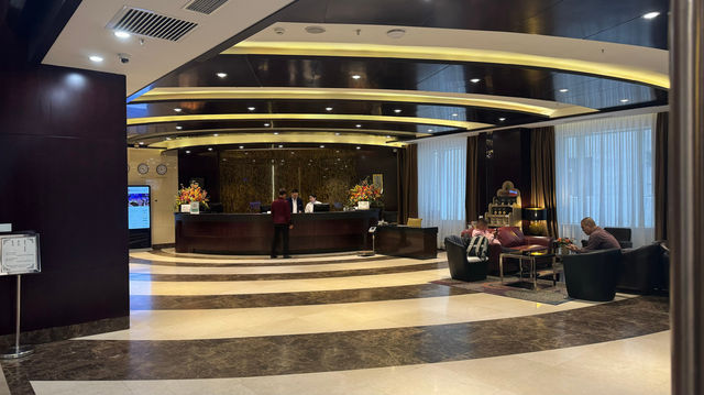 Centrally Located Hotel with Pleasant Amenities