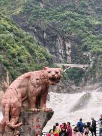 Tiger Leaping Gorge: World-Class Rapids and Shock