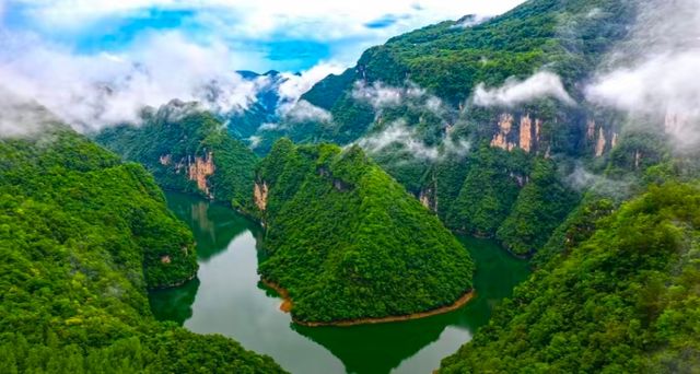 靈龍峽大拐彎