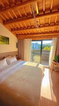 婺源神仙民宿！月亮灣對面的治癒小天地   來婺源住對地方太加分✨ 凡塵民宿的地理位置絕了，對面就是月