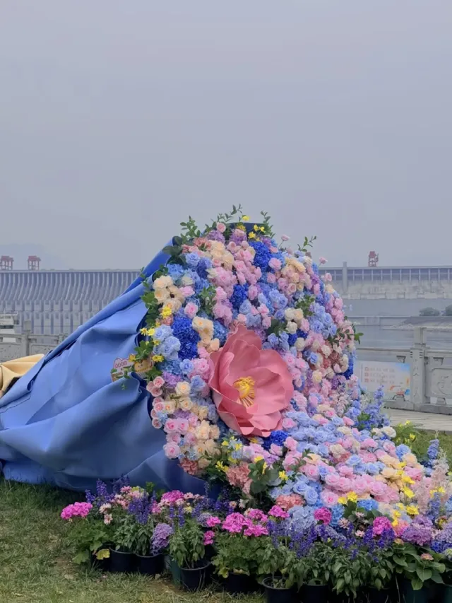 千古情尋韻 + 大壩觀瀾，高效解鎖荊楚魂！