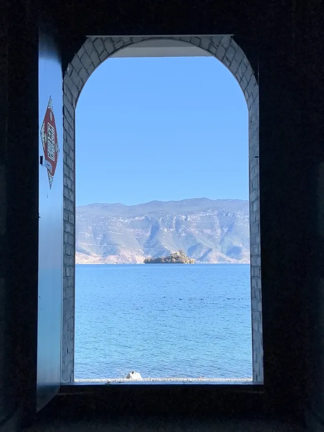 被瀘沽湖美鼠！12.4實拍！