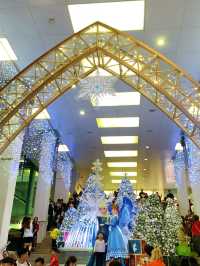 香港最美聖誕樹,海港城冰雪奇緣聖誕樹