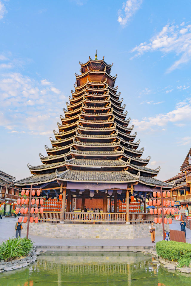 南寧拍照天花板｜藍天建築相思小鎮秒出大片