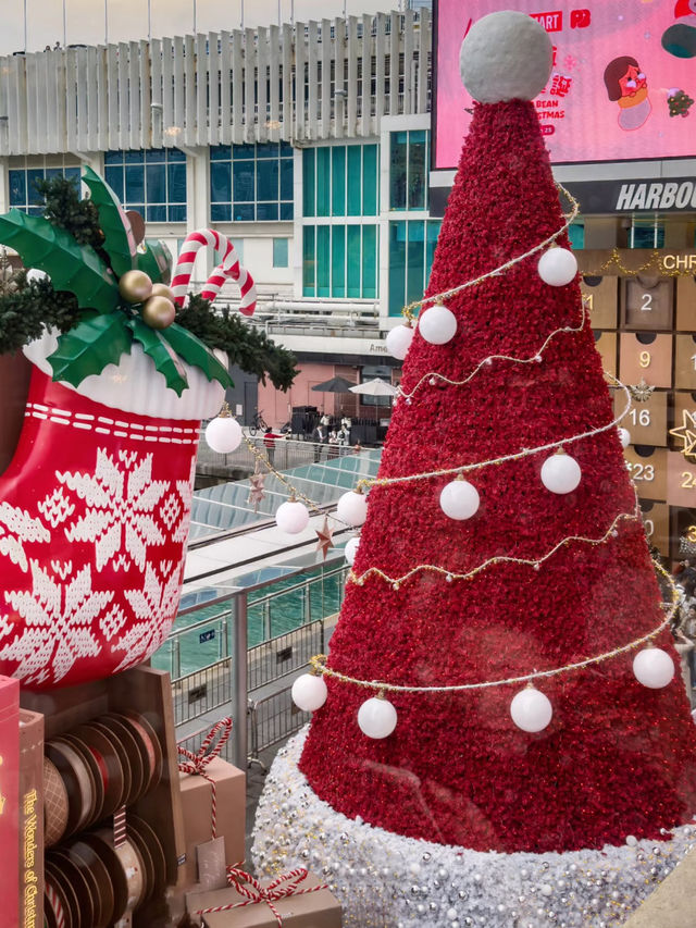 The Ultimate Hong Kong & Macau Christmas Photo Hunt Guide! 🎄✨ The Ultimate Hong Kong & Macau Christmas Photo Hunt Guide! 🎄✨