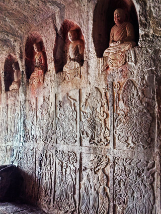 The Ming Dynasty Buddhist Kingdom Jindeng Temple Grottoes on the Taihang Cliff