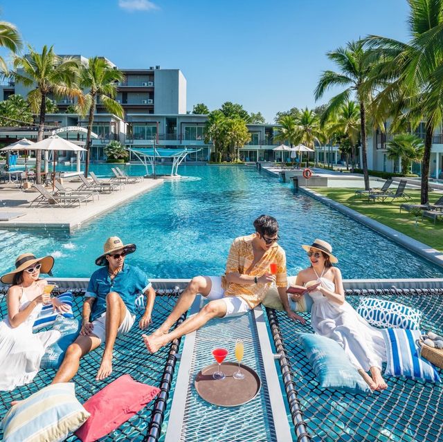 THE WATERS KHAOLAK ที่พักสระสวย