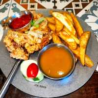 A good lunch at Luckbros Kopi ☕