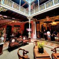 Opulent Lifestyle of Baba & Nyonya 