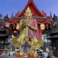 สิริมงคยามเช้า สักการะท้าวเวสสุวรรณ
