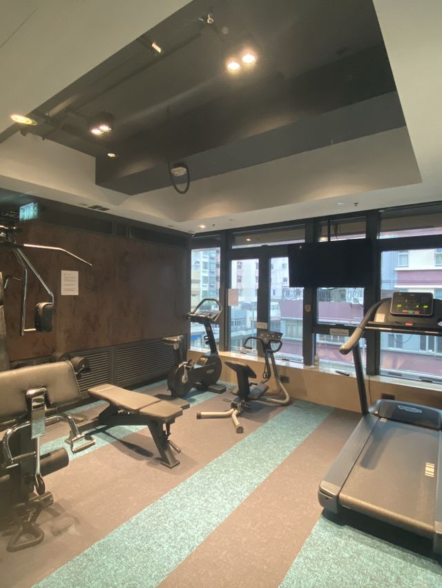 深水埗CP值高新酒店（地鐵站出口行3分鐘）