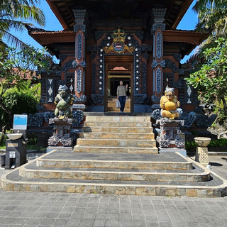 Pengalaman Unik di Bali Tropic R&S di Nusa Dua