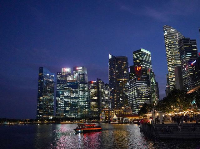Marina Bay ไลออนพ่นน้ำ