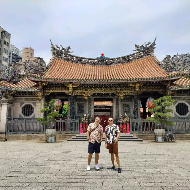 Long Shan Temple on the go!