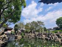 Lion Grove Garden