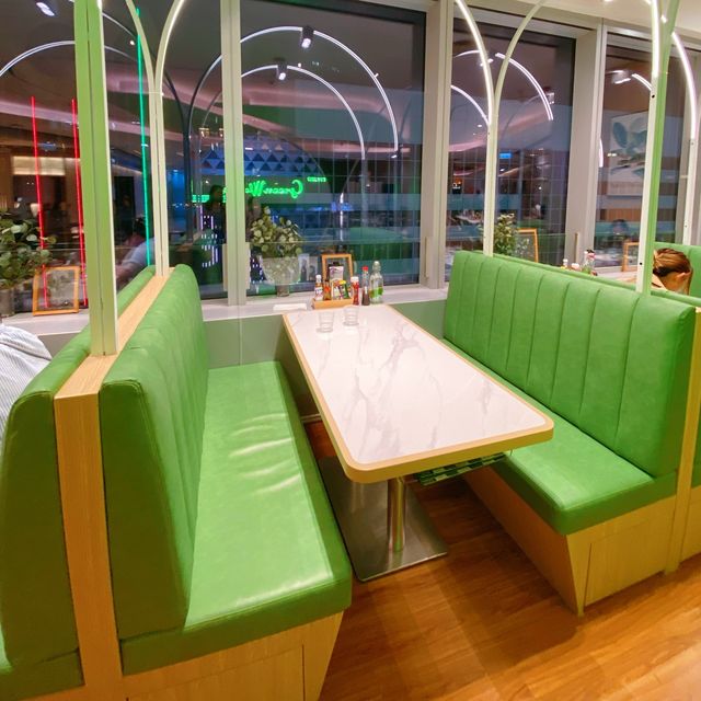 ☘️Green Waffle Diner🧇值得一試😋
